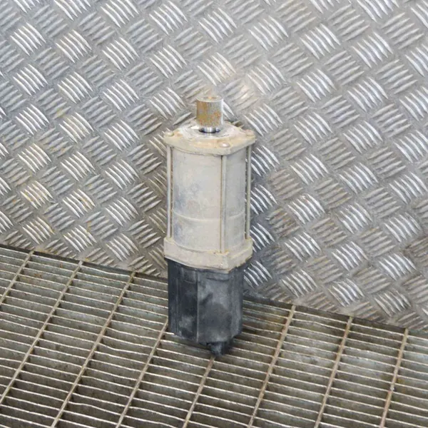 BMW Styrning V29010262 image 2