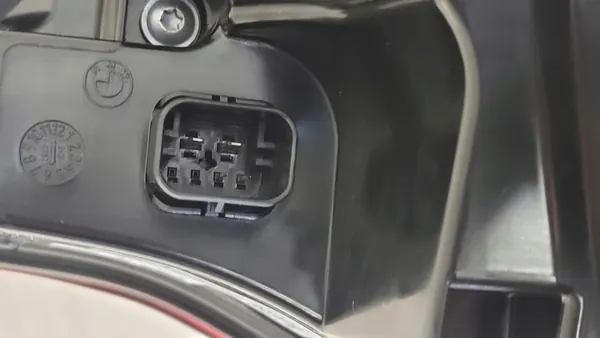 Luz trasera LED izquierda BMW 4 G22 2020- OEM 63217477603 image 8