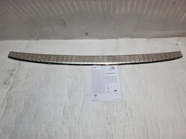 Takapuskurin lista OEM F127EADE00ST Kia Sportage IV image 2