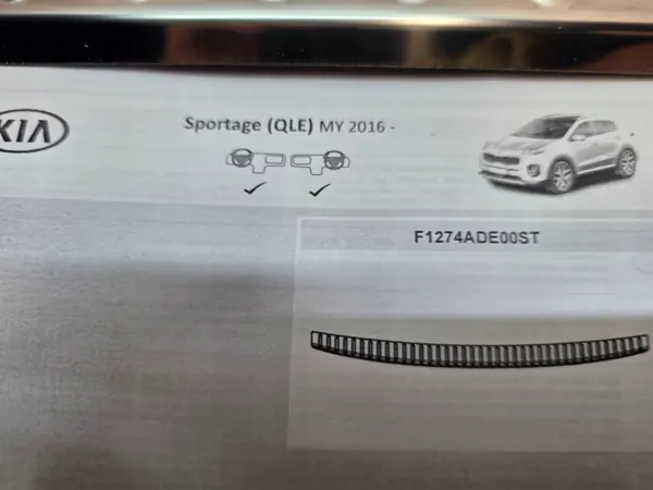 Takapuskurin lista OEM F127EADE00ST Kia Sportage IV image 10