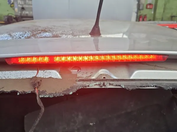 Käytetty Seat Leon Spoiler OEM IMPRK1555233 Hopea image 2