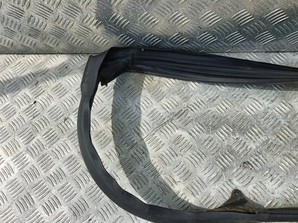 Joint de toit cabriolet Chrysler PT Cruiser OEM d'occasion image 3