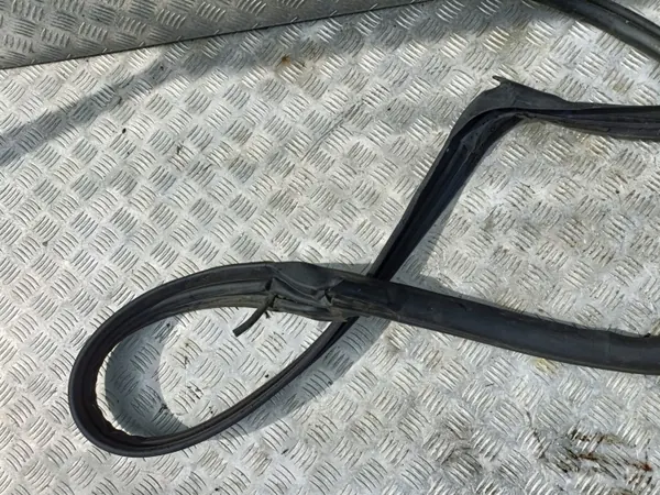 Joint de toit cabriolet Chrysler PT Cruiser OEM d'occasion image 6