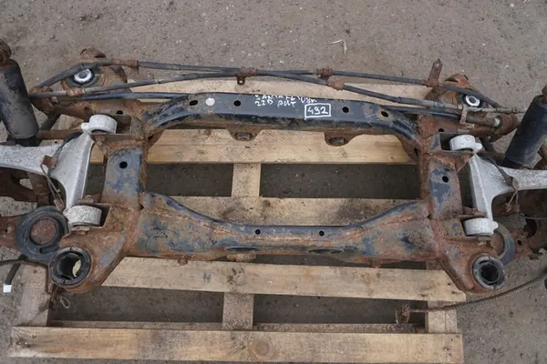 HYUNDAI SANTA FE II Rear Suspension Beam 2011 image 2