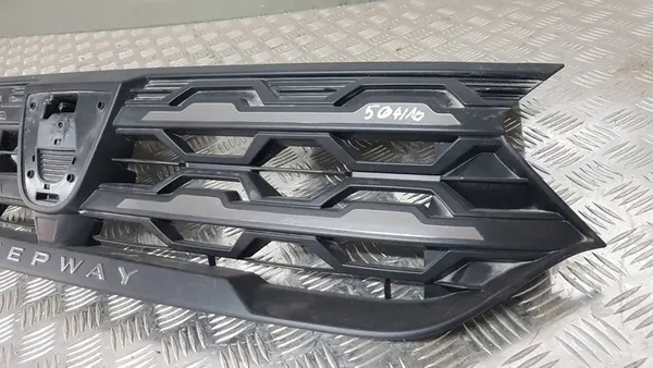 Dacia OE 623105852R radiator grille image 2