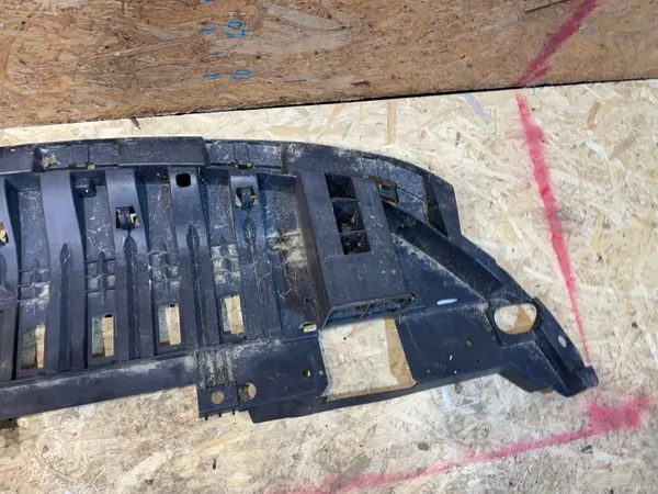 Escudo Inferior Renault Scenic III OEM 622350003R Delantero image 6