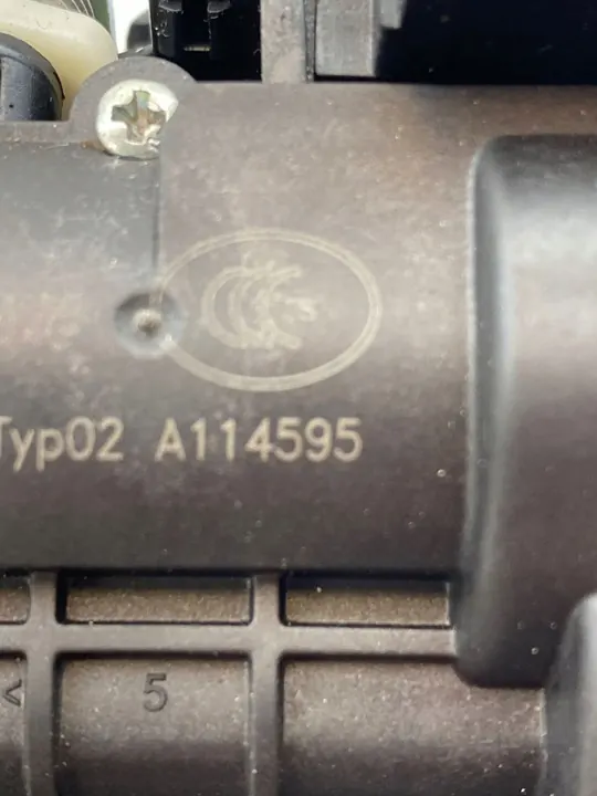 Bagagelås VW Tiguan 5NN827505 image 6