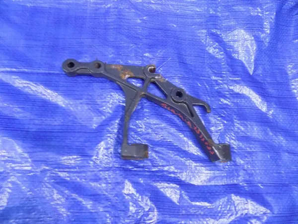 Suporte de bateria Scania P380 image 3