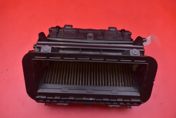 Boîtier Filtre Habitacle OEM 2Q0907511D Skoda Fabia image 2