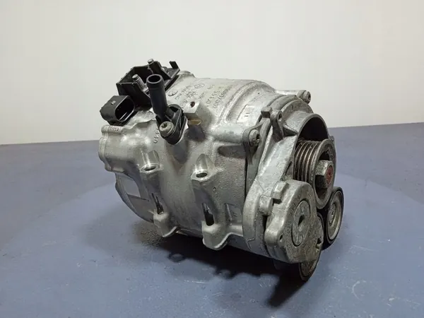 AUDI A7 C8 3.0 TDI Vaihtovirtageneraattori 4N0903028Q image 6