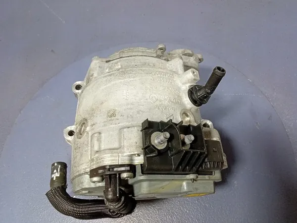 AUDI A7 C8 3.0 TDI Vaihtovirtageneraattori 4N0903028Q image 9