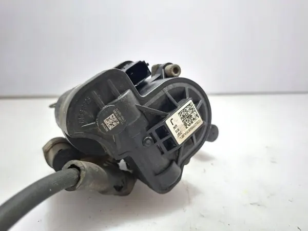 Pinza de freno trasera OEM 3Q0615406J para VW Tiguan 2017 image 5