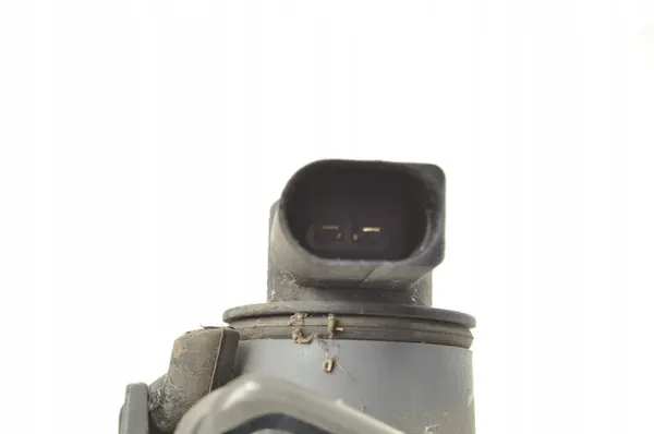 Farol de neblina direito Skoda Superb II 3T0941700A image 10