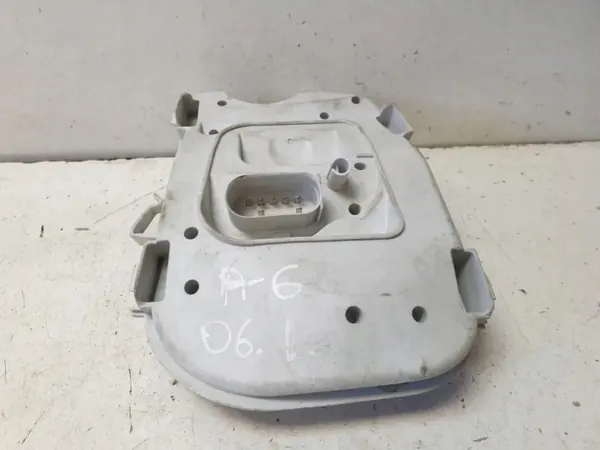 Conector lâmpada traseira Audi A6 (4F2, C6) OEM 436271L image 3