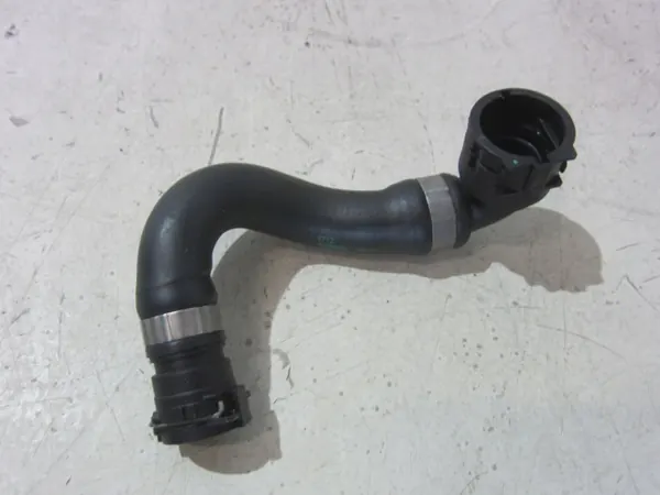 Conduit de refroidisseur d'huile BMW OEM 7535535 X3 G01 image 4