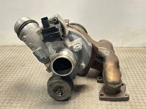 Käytetty turbo OEM 31459815 Volvo V90 II 2.0L:lle image 2