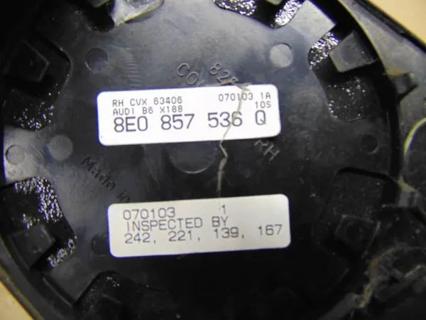 Insert Espejo Derecho Fotocrom Audi OEM 8E0857536Q image 4