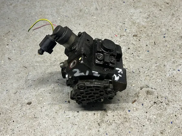 AUDI 2.7 3.0 TDI Brandstofpomp image 5