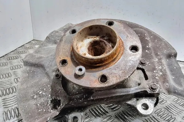 Snodo anteriore sinistro BMW 5 TOURING (E61) 2.5L Diesel image 4