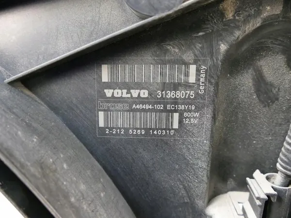 Kylarrubrik VOLVO XC90 I LIFT 2.4 D5 image 2