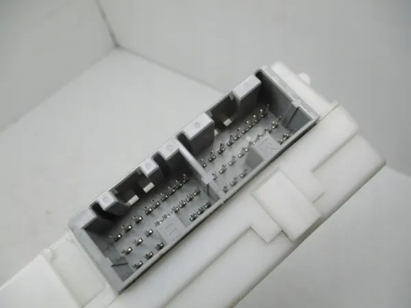 Module confort OEM 8637A748 pour i-MiEV image 4
