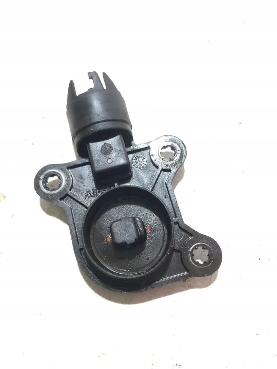 Solenoide de distribución variable BMW OEM 7524879 image 3
