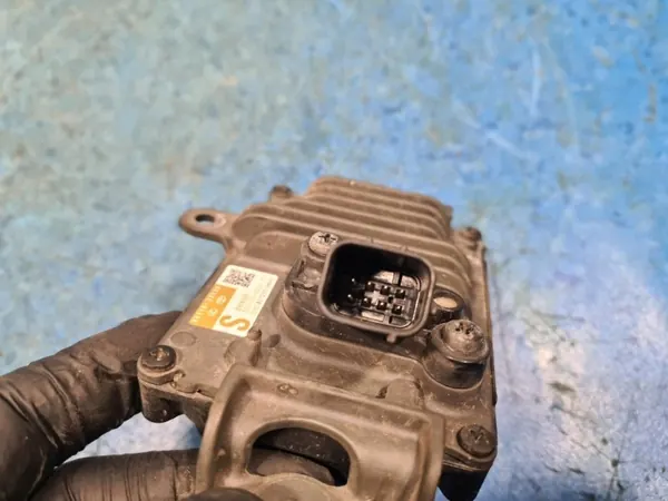 Toyota Distronic Radarsensor OEM 230100-B012 image 10
