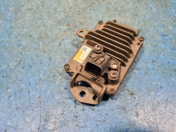 Toyota Distronic Radarsensor OEM 230100-B012 image 8