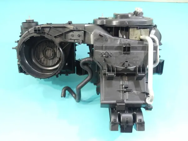 Lämmityslaite OEM 5Q1820002T VW Golf VII:lle - Käytetty image 8