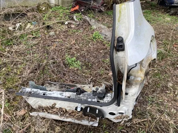 Aile arrière droite BMW X5 2020 OEM 250239 image 3