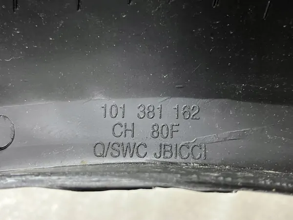 OEM 101381162 Para-lamas dianteiro para VW Golf II image 5