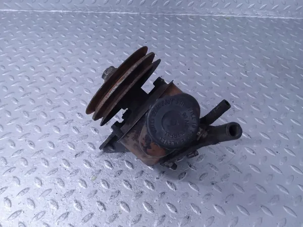 Bomba de direção assistida UE36935 usada Rolls-Royce image 4
