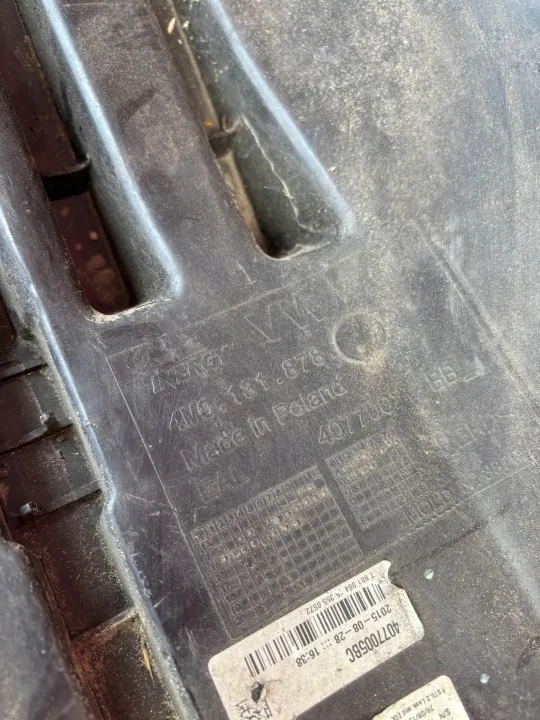 Audi AdBlue-tank OEM 4M0131878 voor Q7 II Q8 image 3