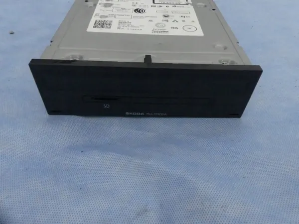 Controlador CD SD Skoda OEM 5Q0035819A - Usado image 2