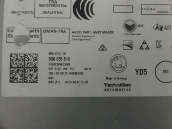 Controlador CD SD Skoda OEM 5Q0035819A - Usado image 6