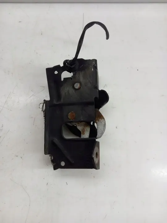 BMW 1 F20 F21 F22 F23 F30 Vänster Motorhuvslås 7242548 image 2