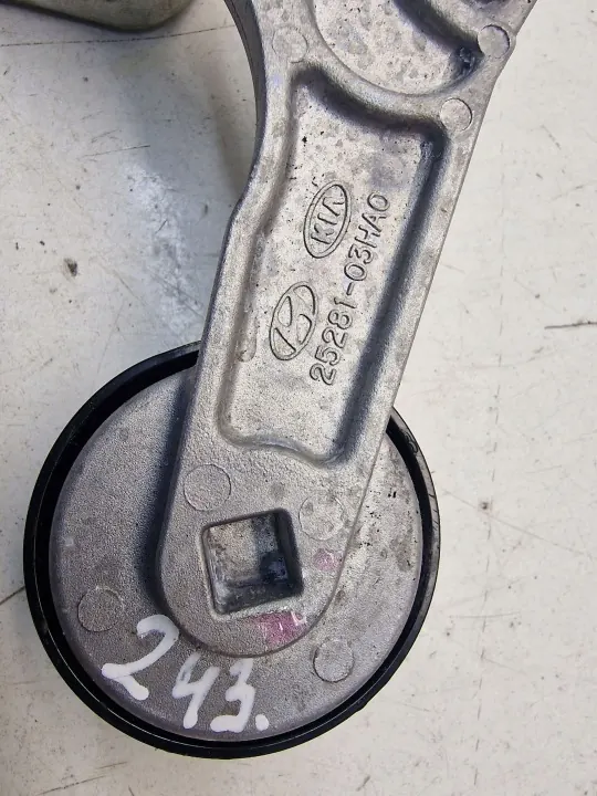 KIA Ceed 2022 Alternatorriemspanner OEM 2528103HAO image 4