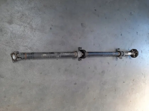 Mercedes-Benz OE A6394108606 Drivaxel image 2