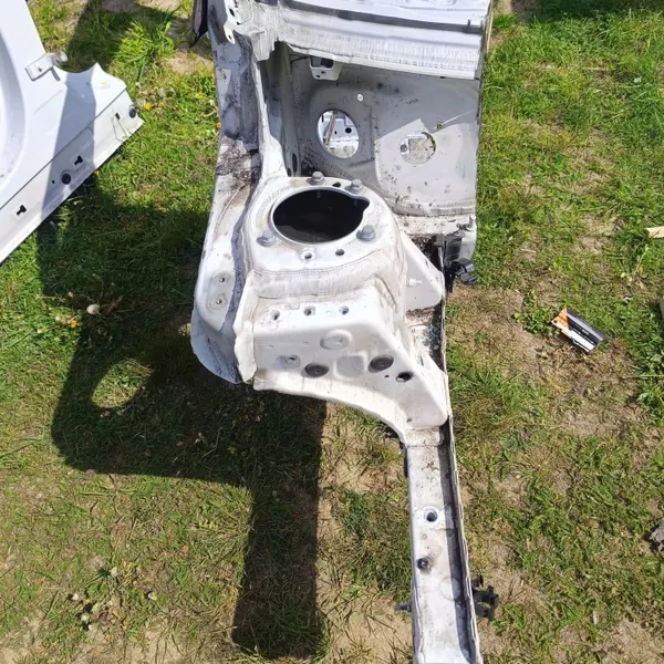 BMW OE 740347904 Etu Oikea Ovenpilarin Peite image 6