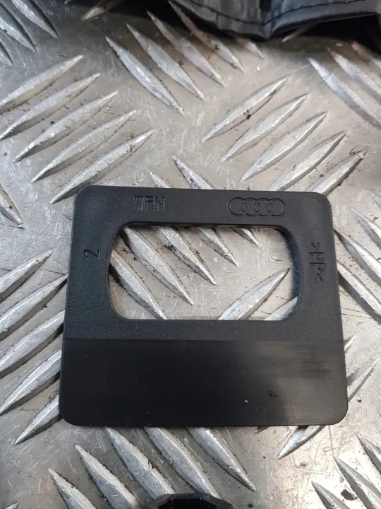 Audi OE Sleutelset OEM ZESTAW KLUCZY AUDI A4 B9 AVANT 16R- image 5