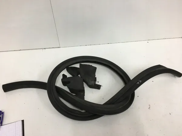 OEM USZCZELKA PODSZYBIA VW GOLF 5 PLUS + STYROPIAN 2003-2015 image 2