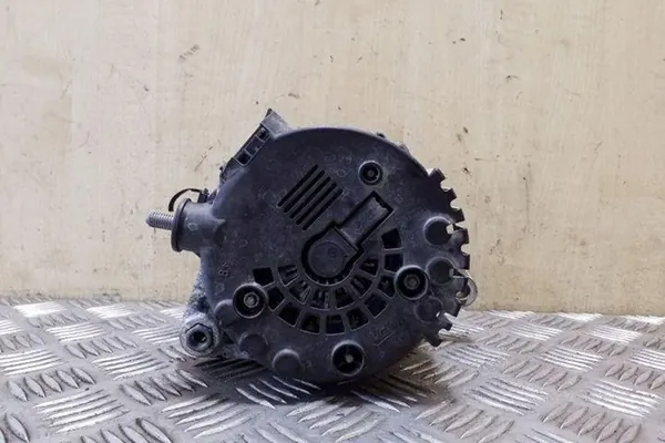 KIA SPORTAGE V 1.7L hybrid generaattori 2012 OEM 2611067 image 6