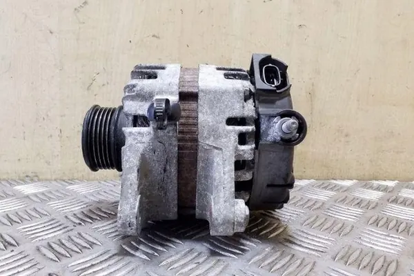 KIA SPORTAGE V 1.7L hybrid generaattori 2012 OEM 2611067 image 7