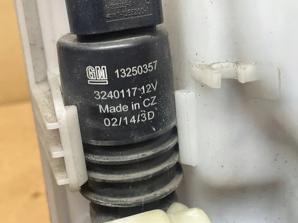 Pyyhkijännestepumppu + Säiliö Opel Meriva B image 6