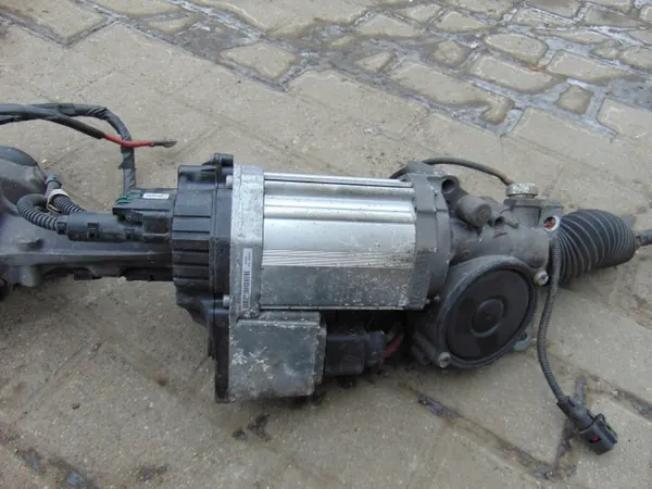 Sähköinen ohjauspumppu OEM 1K1423105C VW Golf 5 image 6