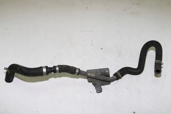 Mercedes OM471 waterleiding voor Webasto verwarming - OEM image 2