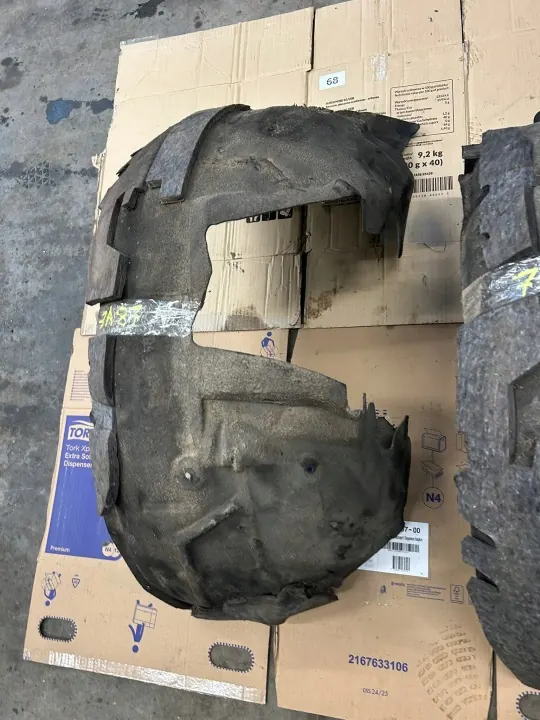 OEM 4G8821171D Etu vasen lokasuoja Audi A7 S7 image 4