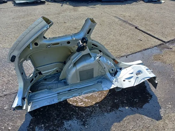 OEM LUK3425 Quart de garde-boue arrière gauche Skoda Fabia image 6