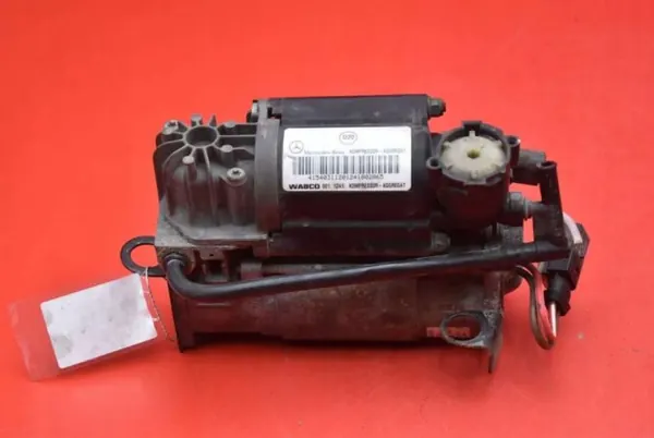 Pompe de suspension OEM 4430201901 Mercedes Classe E image 3