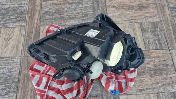 Linker Koplamp Mercedes B W245 Lift (2008-2011) image 4